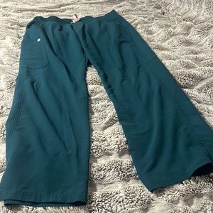 Figs scrub set size large